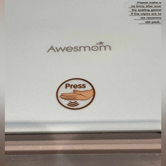 Awesmon wipe warmer Light Blue holds full pack of wipes like new - Picture 4 of 6